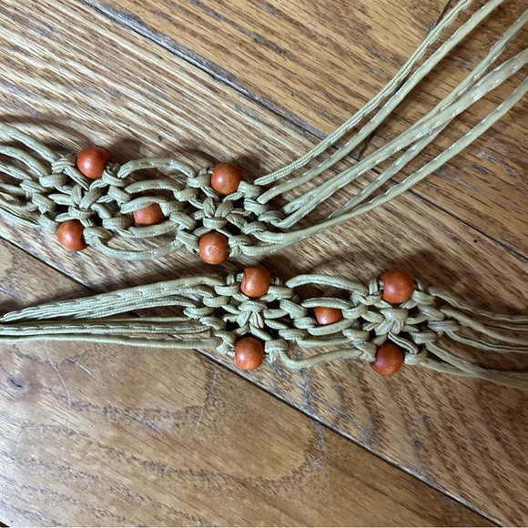 Macrame Boho Belt with beads.  Very cool piece ! - Picture 7 of 13